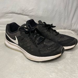 Nike Zoom Pegasus 31 Running Shoes